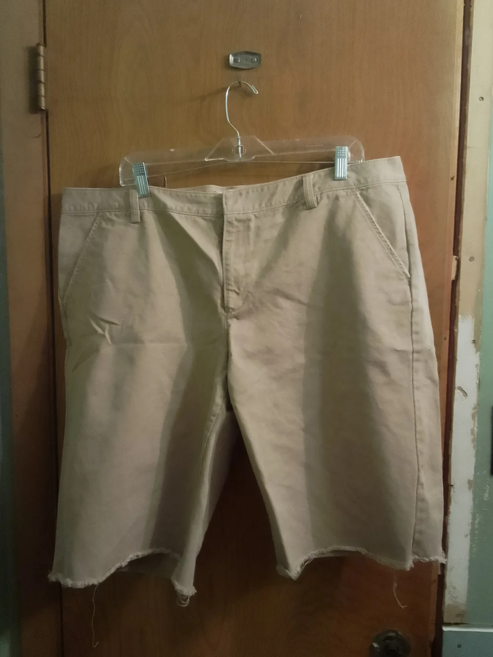 Old Navy Khaki Flat-Front Woman's‎ Authentic Old Navy Size 18 Shorts